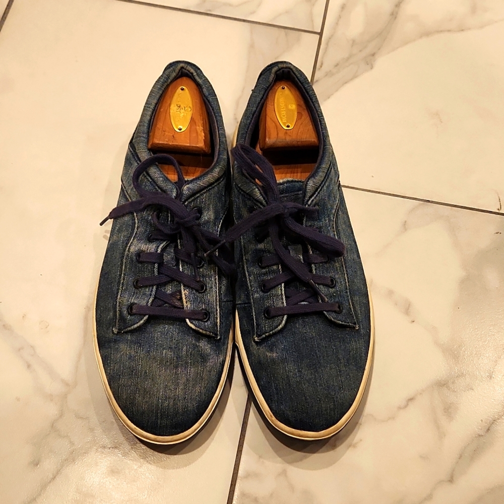 Ugg Sneakers - image 1